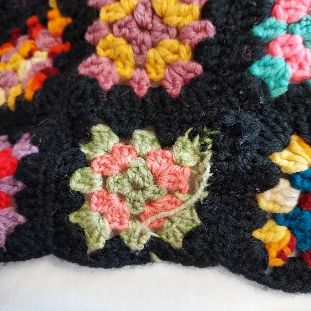 Vtg Handmade Granny Square Crochet‎ Blanket Afghan 70s Cabin Cottage Core Throw